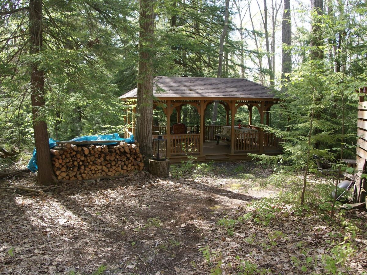 Gazebo at The Barn on Lake Shore, a Deep Creek Lake Vacation Rental Gazebo at The Barn on Lake Shore, a Deep Creek Lake Vacation Rental